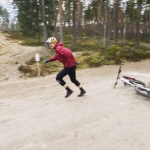 Martin Söderström Instagram - Have you also started your @wflworldrun training?! 🏃🏼‍♂️😝 

Sign up now! Run for a great cause! Link in bio