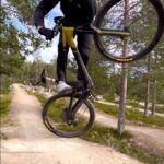 Martin Söderström Instagram - 8 months since my shoulder surgery 🔪 Finally back at it ✊🏼 Spending a few weeks @idrefjall !