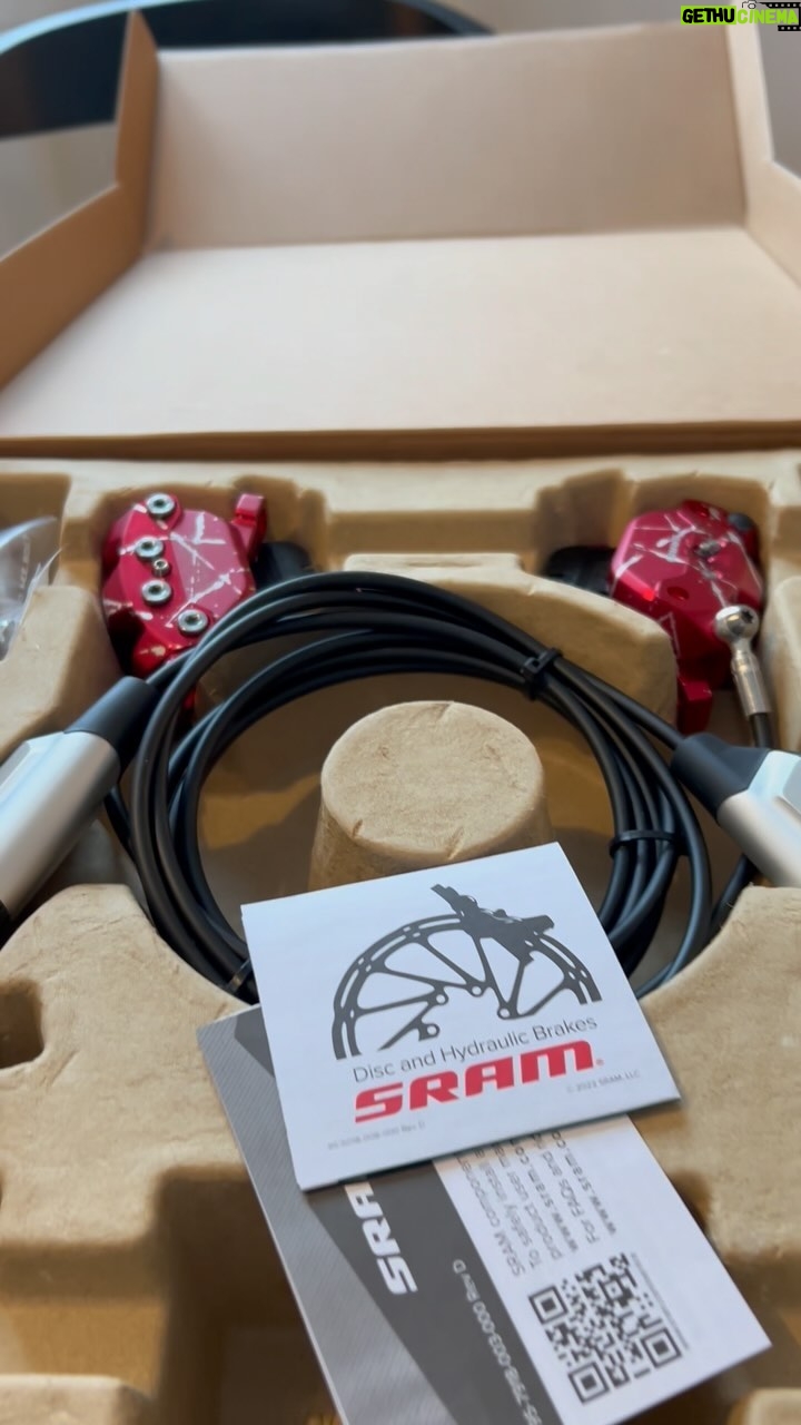 Martin Söderström - 5.2K Likes - Size matters 🙊 MAVEN IS HERE! More power, Slower heating, Less maintenance! Thank you @srammtb
🙌🏼
Can’t wait to try these bad boys!