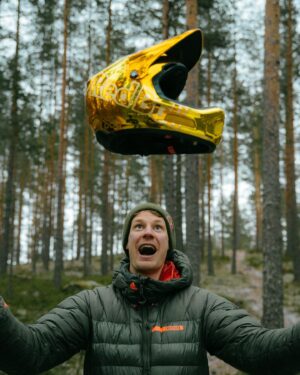 Martin Söderström Instagram - The time has come! I am happy & proud to say that I look back on my life/career on two wheels with a smile on my face! All the amazing people I’ve met, fans, places I’ve been, partners that believed in me year after year and family that supported me the way they could ❤️ I have informed my sponsors that I won’t be a professional athlete the way I’ve been for the past 15 years anymore. I’ll always be involved in the sport & love it from the bottom of my heart. It will just be more on my own terms & on a different level 👊🏼 The biggest thanks go out to my amazing partners you guys are like family to me & I’m forever grateful that you’ve made the life I’ve lived possible ❤️ (Of course also all you guys, it’s not possible to be a pro-biker without followers/fans❤️)