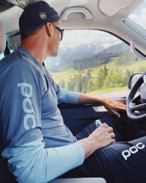 Martin Söderström Instagram - @pocsports on clothing & protection! 15 years with the brand 🤯 

#POC