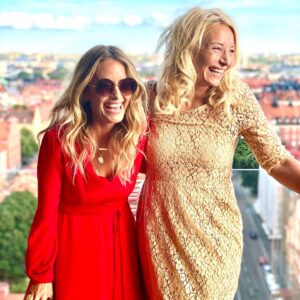 Martina Haag Instagram - Fin kväll med min älskade vän @jessica_wahlgren 🧡🧡🧡 📸@themartinmelin