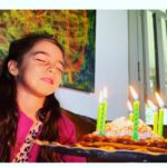 Martina Gusmán Instagram – Felizzzzz vuelta al sol a la acuarianita de mi vida! 
Admiro profundamente tu libertad.. tu alegría y tu luzzzz.
¡Te amamos tanto! 💖
