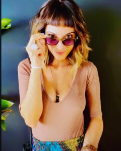 Martina Gusmán Instagram - Nuevo look de verano! 🌺🌼🌸 👉🏽 @facufigueroaok 👈🏽 💇🏻‍♀️