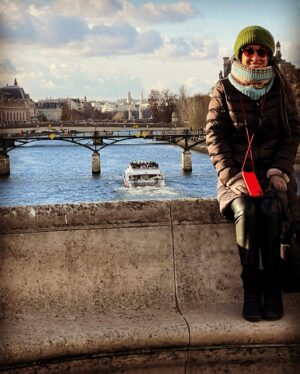 Martina Gusmán Instagram - #ParísMonAmour ❤️💙💜💚