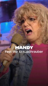 Martina Hill Instagram - Die deutsche Queen of Pop gibt sich die Ehre 😭 Neue Folgen #LastOneLaughing sind da!!! 🚨 #LOLDE