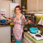 Martina Hill Instagram - 💥HEUTE so 23:15 in Sat1🧶 neue Folge #martinahillshow mit u.a. Sarah beim Perfekten Dinner🤣 und Larissa und Rebecca und viel viel mehr #keissklebepistole #montschieptschiep #werbungausliebe❤️