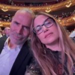 Martina Klein Instagram - ¡Si me gusta todo contigo será porque te amo! ❤️❤️❤️❤️ No estamos para derrochar ni un motivo para festejar, no por nada en especial, sino como filosofía de vida. Happy Valentine, mi amor! @alexcorretja74