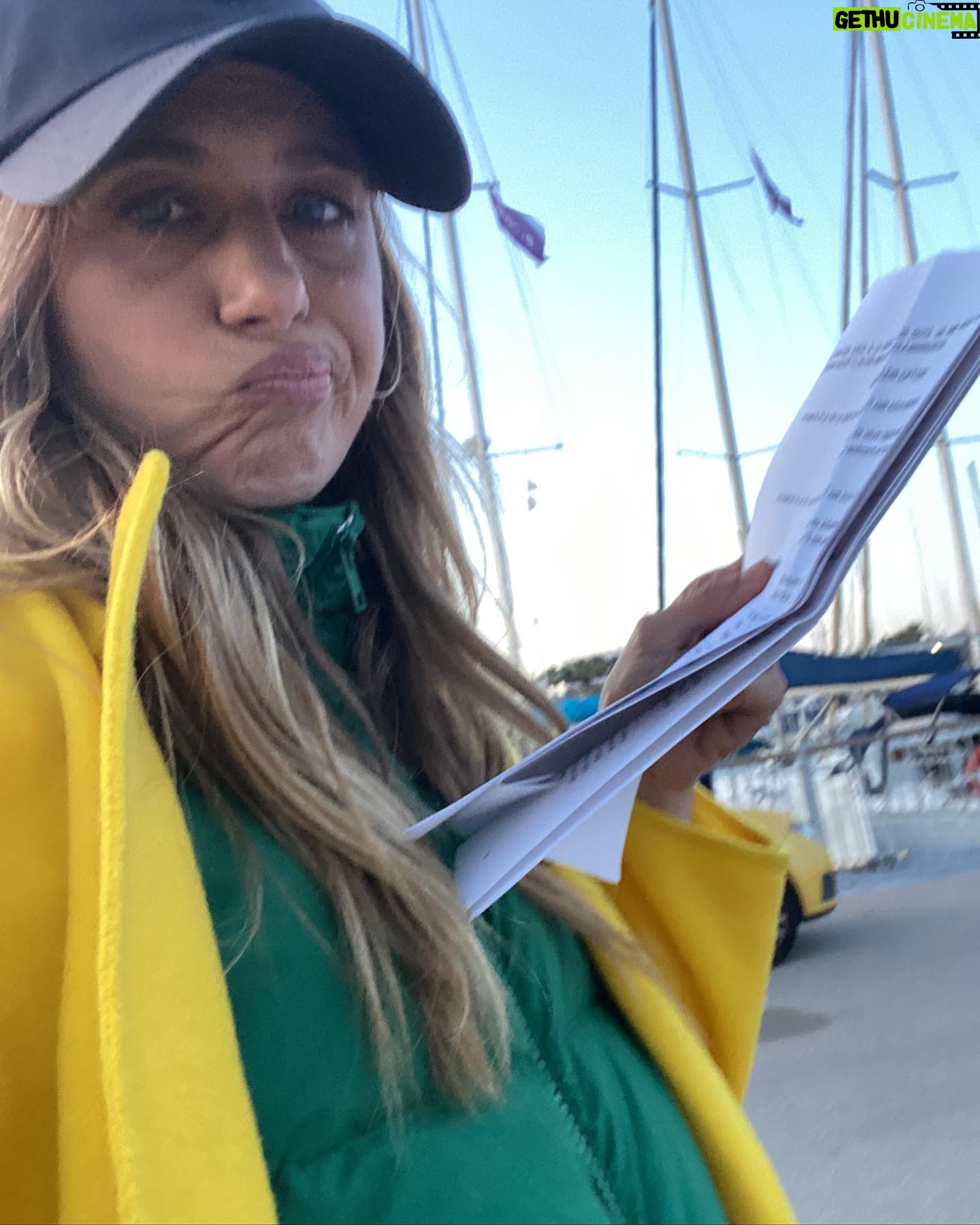 Martina Klein Instagram - Aquí un albumcete de algunos de mis momentos de #PlanetaR , este regalazo que me ha tocado y que tanto me está enseñando de la sostenibilidad y la crisis climática. . . Se emite todos los domingos al mediodía en La 2 de @rtvecatalunya , pero también se puede encontrar en A la carta de rtve.