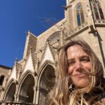 Martina Klein Instagram - Aquí un albumcete de algunos de mis momentos de #PlanetaR , este regalazo que me ha tocado y que tanto me está enseñando de la sostenibilidad y la crisis climática. . . Se emite todos los domingos al mediodía en La 2 de @rtvecatalunya , pero también se puede encontrar en A la carta de rtve.