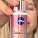 Martina Klein Instagram - Para que yo me decida a hacer #publi en un post es porque realmente merece la pena, sobre todo si además viene de la mano de @nivea_es , la de toda la vida 💙 Llega lo que para mí va a ser una revolución en mi #skincare diario, y es el Celular Serum Lift con un ingrediente muy innovador: el Bakuchiol. Es una alternativa al Retinol, igual de eficaz pero más suave con la piel. Después de tres semanas puedo decir que, efectivamente, no descama, reafirma, hidrata, nutre y gracias a su textura ultraligera deja una sensación fresca y muy muy agradable en la piel. ¿Me ha gustado el producto y te invito a probarlo? ¡SI, absolutamente! #publi #SerumBakuchiol #NIVEACellular