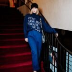 Marusya Klimova Instagram - Это я. На зрительском показе чувственной драмы «Прошлые жизни» режиссера Селин Сон. Очень красивое кино о двух людях, которые созданы друг для друга, но между ними всё время оказывается что-то большое: амбиции, океан, чужая любовь. Выгуляла новую сумочку от @highcraft.co по такому случаю, а моя дорогая @ugolphoto сфотографировала меня красиво ❤️ Спасибо за приглашение @efra_morrison 🙌🏼