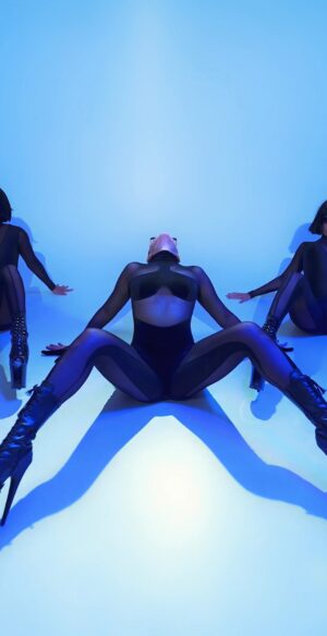 Maruv Instagram - Favourite part of the song 😜

#OnFleekBaby #maruv #maruvofficial #shlakoblochina