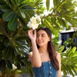 Marwa Karam Instagram - New Year’s resolution 🙇‍♀️ شنو امانيكم للسنة الجديدة 🥰 📷 @nasjxx