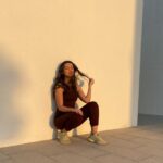 Marwa Karam Instagram - هاي حبايب، شنو رأيكم بملابس وعروضات @shein_ar لاخر السنة😍 جبتلكم كود خصم marwakrm ينطيكم 15% خصم اختياراتي: 1. 2782019 2. 3150148 3. 11223564 4. 11664807 #sheinforall #sheinyearendsale
