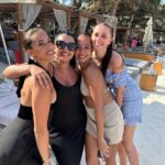 Marwa Merazka Instagram - 🌊 Jusqu’à l’autre bout du monde je vous rencontre et c’est toujours un plaisir 🫶🏽