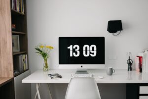 Mary Mack Instagram - Desk staging for office spaces...

#moderninterior #minimalism #officedesign #virtualstaging