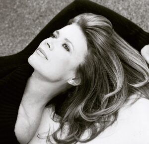 Mary-Margaret Humes Instagram - #flashbackfriday #daydreaming 💫 Wishing you all of few magical moments to quiet your minds this weekend...💞 #reflection #loveyourself #bekind