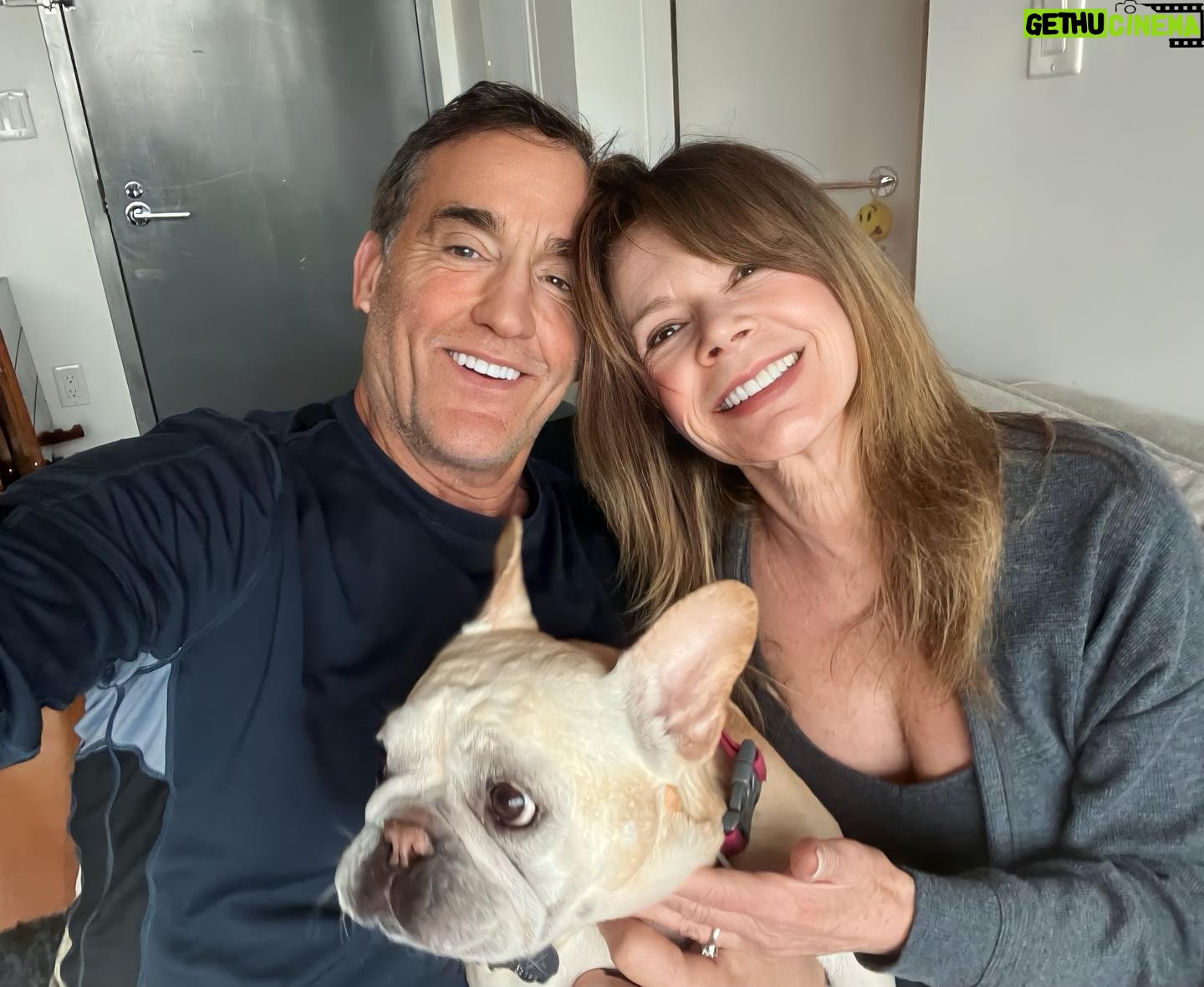 Mary-Margaret Humes - 10.1K Likes - Early morning #nyc with @johnwesleyshippjr … what a wonderful way to wake up … coffee and #puppykisses #dawsonscreek 25 years later #foreverfriends ❤️