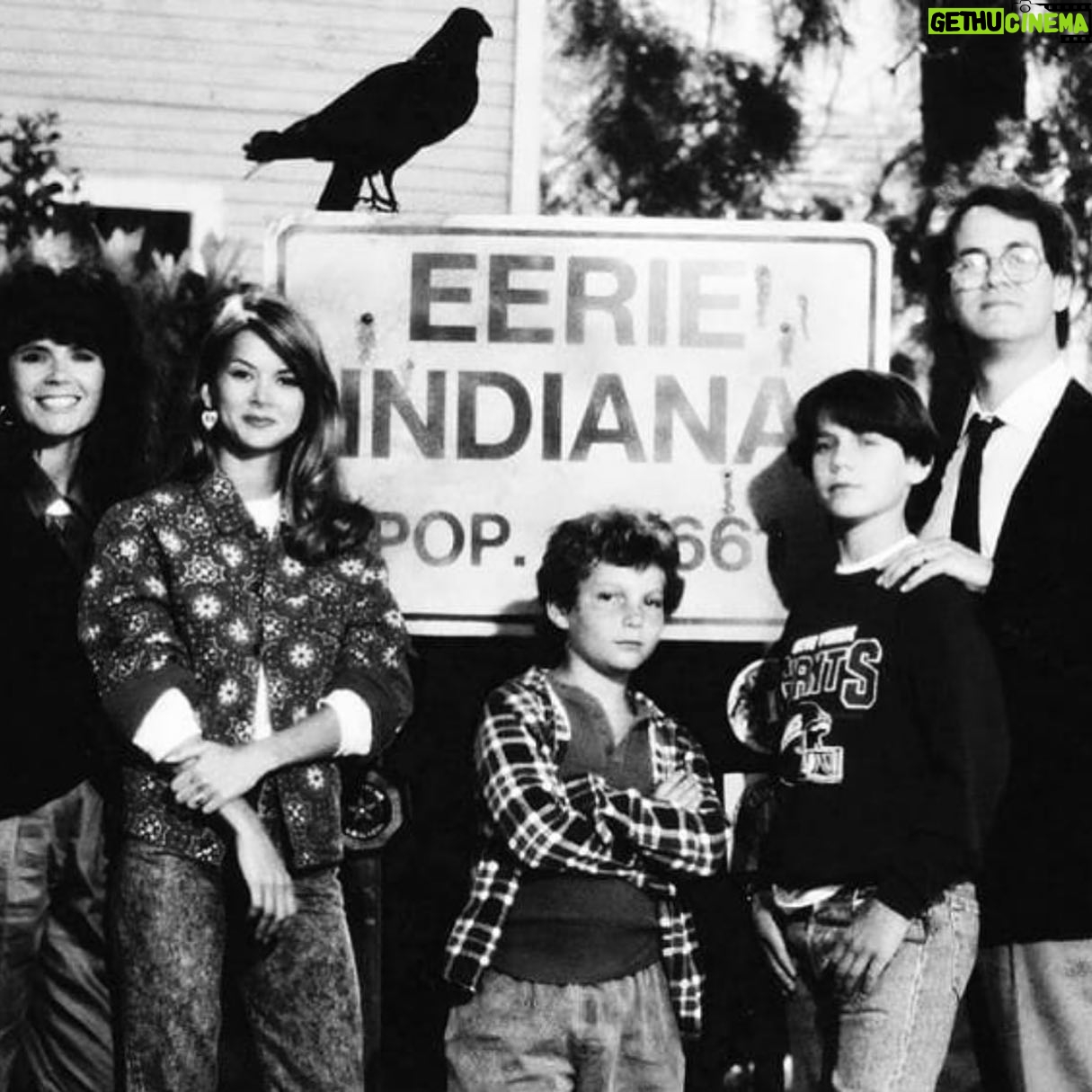 Mary-Margaret Humes - 2.1K Likes - #mondaymemory š¬ 19 episodes of creepy magical storylines we shot in #90s š± for #nbc Eerie Indiana is now on Amazon Prime and streaming on ITunes ā¦just in case your young kids are looking for something ādifferentā to watch. šššŗš½#simplertimes
