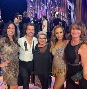 Mary-Margaret Humes Instagram - About last night … an enchanting evening at the finale of Dancing with Stars reconnecting with old friends and making some extraordinary new ones. #magical @disneyplus @dancingwiththestars Thanks bestie @louisvanamstel ❤️