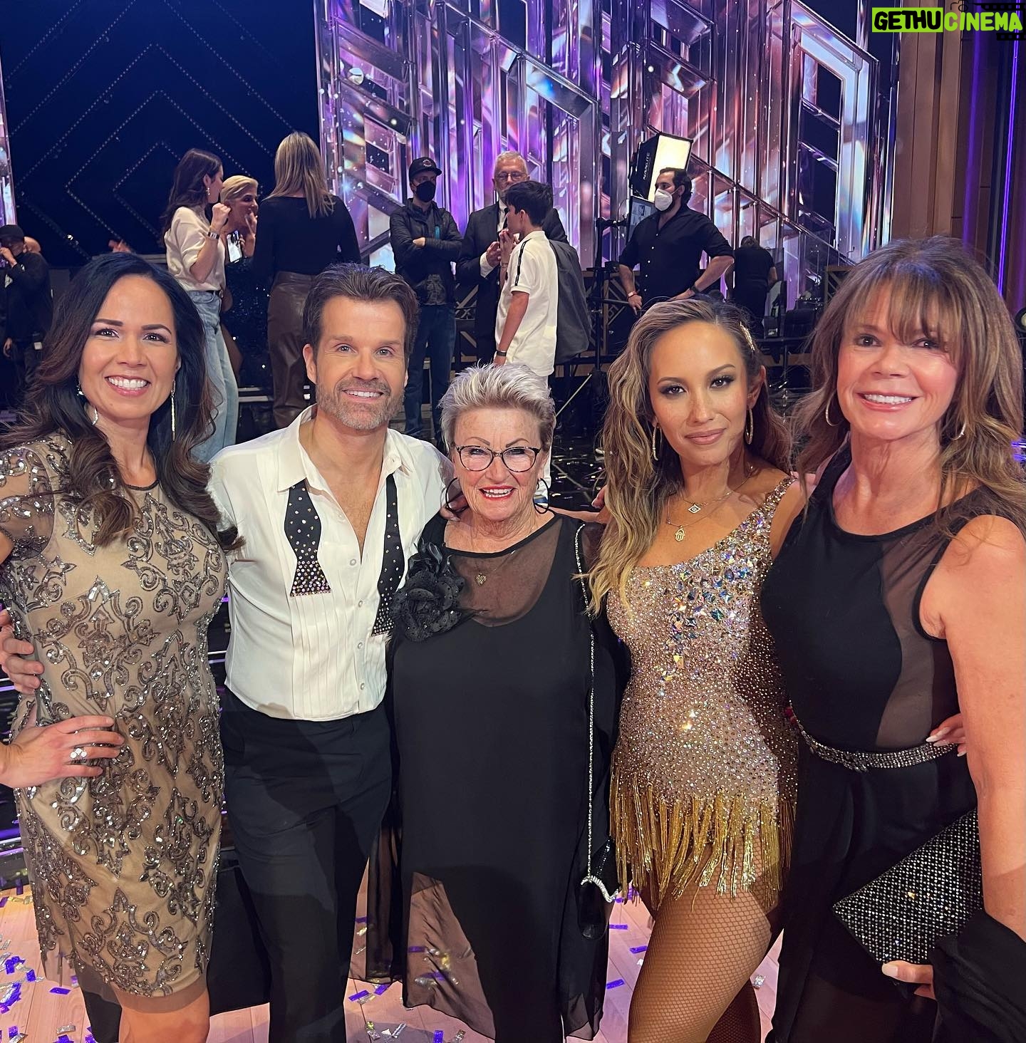 Mary-Margaret Humes - 1.6K Likes - About last night ⦠an enchanting evening at the finale of Dancing with Stars reconnecting with old friends and making some extraordinary new ones. #magical @disneyplus @dancingwiththestars Thanks bestie @louisvanamstel ā¤ļø