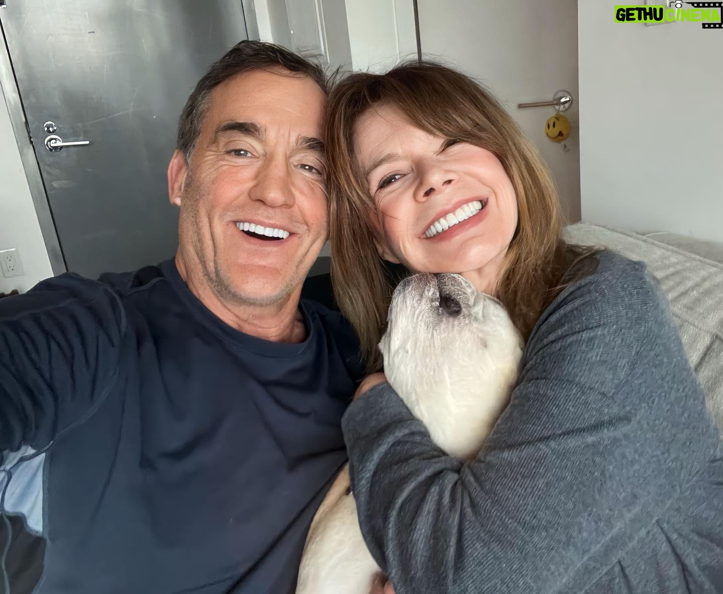 Mary-Margaret Humes - 10.1K Likes - Early morning #nyc with @johnwesleyshippjr … what a wonderful way to wake up … coffee and #puppykisses #dawsonscreek 25 years later #foreverfriends ❤️