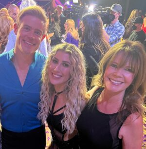 Mary-Margaret Humes Instagram - About last night … an enchanting evening at the finale of Dancing with Stars reconnecting with old friends and making some extraordinary new ones. #magical @disneyplus @dancingwiththestars Thanks bestie @louisvanamstel ❤️