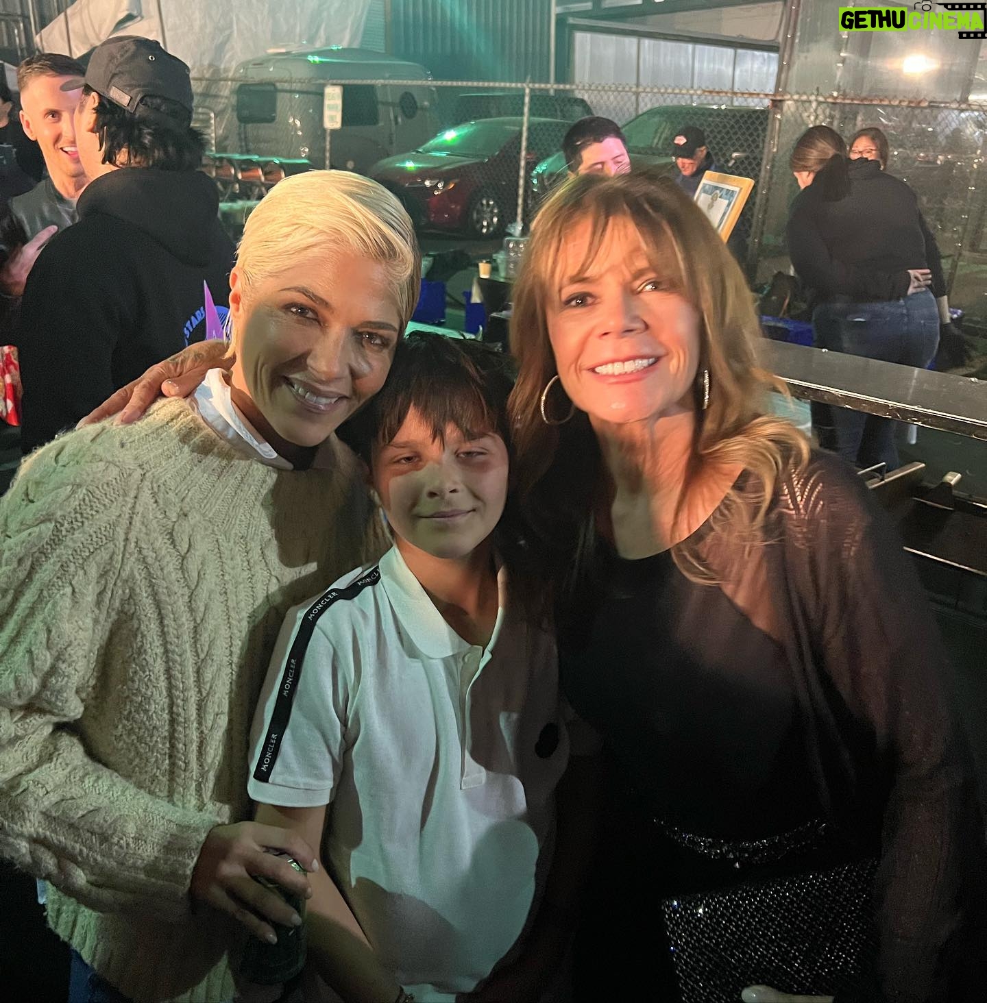 Mary-Margaret Humes - 1.6K Likes - About last night ⦠an enchanting evening at the finale of Dancing with Stars reconnecting with old friends and making some extraordinary new ones. #magical @disneyplus @dancingwiththestars Thanks bestie @louisvanamstel ā¤ļø