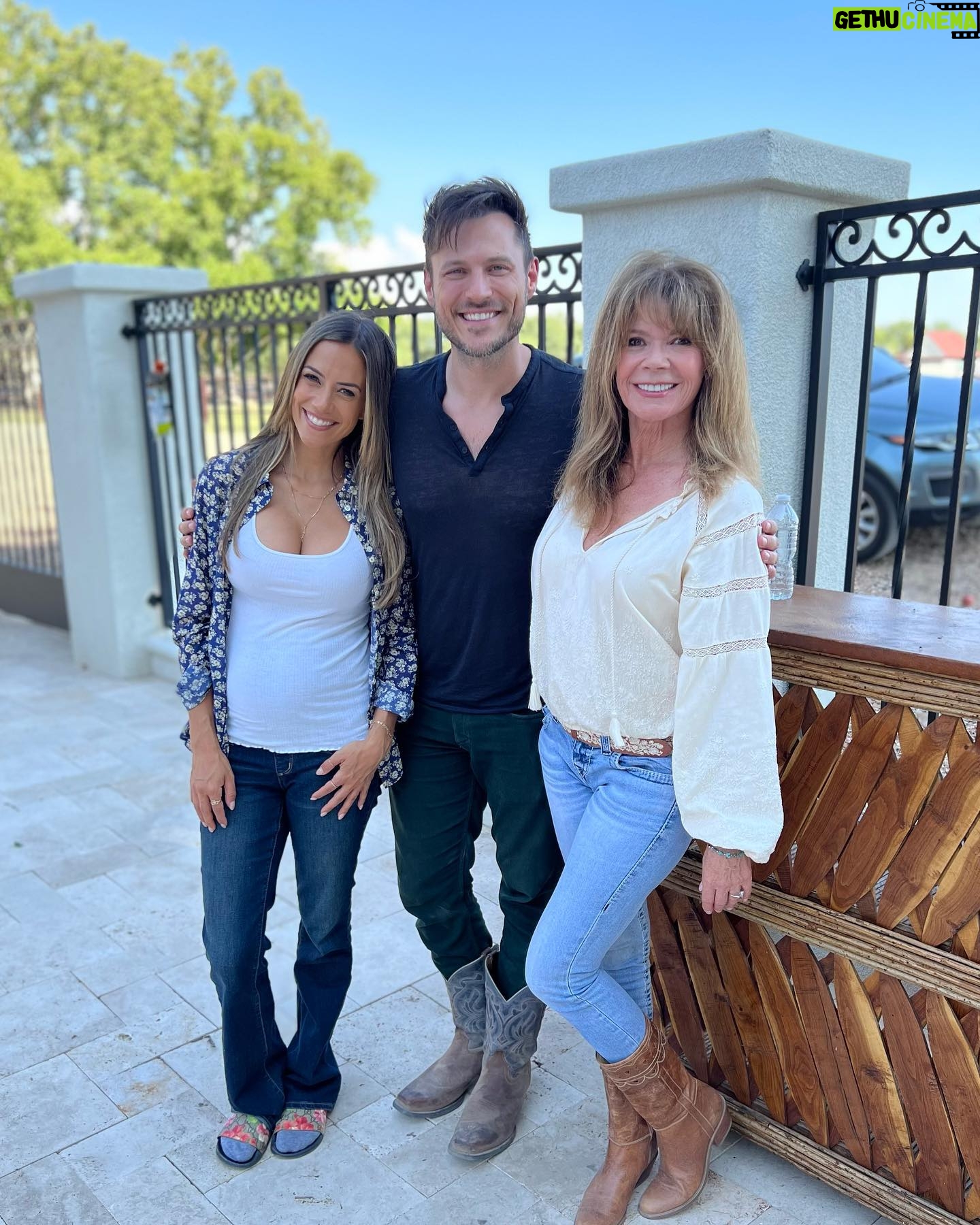 Mary-Margaret Humes - 1.3K Likes - Couldnāt possibly love our tv family more! @kramergirl ⦠you are a gem š The entire cast shines in this one all thanks to our fun and famous director @jakehelgren ā A Cowboy Christmas Romanceā premiering December 9th on @lifetimetv š²ā¤ļøš“ A huge shout out to @autumnfederici @ninthhousefilms for assembling this great cast and crew!! @adamsenn @maxehrich @sterlingjonesy @mr.brucethomas @reaganrosemarum @ranchosancayetanoaz #onetreehill #dawsonscreek More to come
