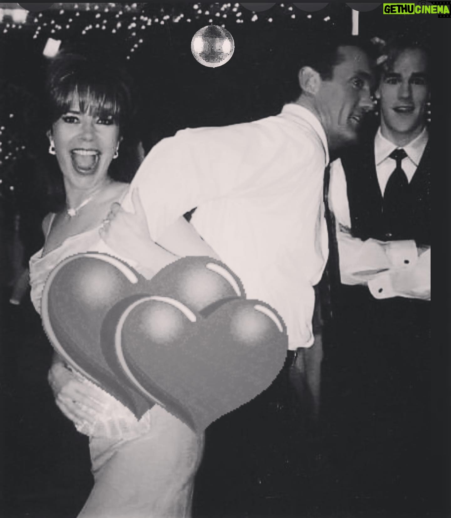 Mary-Margaret Humes - 4.9K Likes - Clearly impressing our son with these stellar moves on the dance floor 👀 #behindthescenes #dawsonscreek season 2 with @johnwesleyshippjr and @vanderjames #flashbackfriday just for fun. 💃🏻🕺