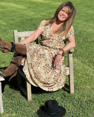 Mary-Margaret Humes Instagram - Kicking back in the countryside in my new favorite boots by @beautiisoles Thank you @robynshreiber for turning me on to this fabulous find. Soft suede, elegant style and super comfy for any occasion … do yourself a favor and check out the website … so many awesome styles and cool colors for every season #italianfootwear Have a nice holiday weekend y’all ❤️😘