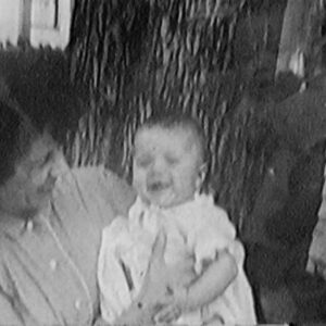 Mary-Margaret Humes Instagram - Happy Mother’s Day to the amazing woman who not only brought me into this world but who always kept me in line... #firstcommunion #donttouchmyhair 👰🏼‍♀️ Sending out love to all you beautiful moms across the Universe. 💝💫