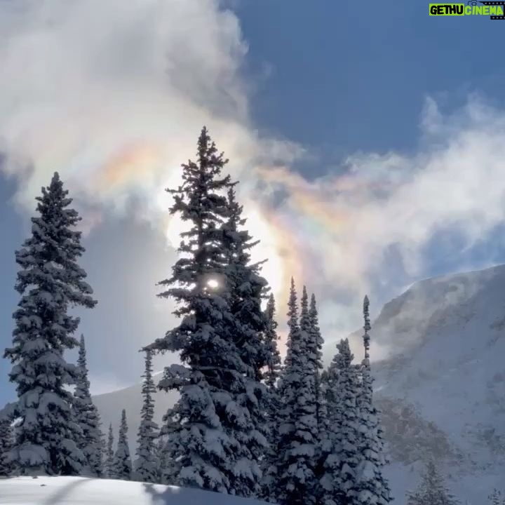 Mary-Margaret Humes - 1K Likes - Life with these two is always an adventure ⦠however, this years ski trip took on a whole new meaning ⦠respecting the beauty of these majestic mountains and appreciating ābreathing fresh airā like never before ⦠thankful for the day with besties @louisvanamstel @itsme_joshv ā·ā·ā·ā¤ļøā¤ļøā¤ļøššš