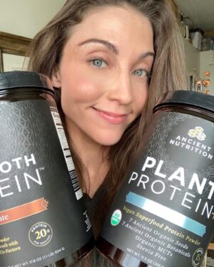 Mary Padian Instagram - *****GIVEAWAY*****
I’ve partnered with @ancientnutrition to giveaway a 6 MONTH SUPPLY of Ancient Nutrition Protein Powder!

Rules:
•Follow BOTH @marypadian & @ancientnutrition 
• Like this post 
• Tag a friend in the comments 
• Multiple entries are welcome!
 
Giveaway will close on Wednesday, May 12th at 12 noon CST. Winner will be contacted via Instagram Direct Message. Giveaway entrants must be located in the U.S. and at least 18 years of age. This giveaway is not affiliated with Instagram.