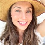 Mary Padian Instagram – Happy Sunday Friends!!😀