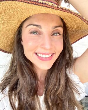 Mary Padian Instagram - Happy Sunday Friends!!😀