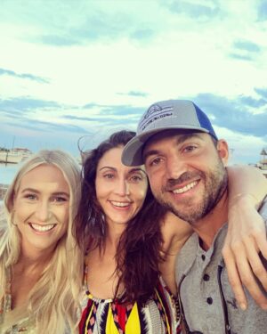 Mary Padian Instagram - Always a good time with my bro @johnpadian and @hollykstyles :) #portaransas #fishing #familyiseverything
