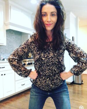 Mary Padian Instagram - How cute is this top I got in the KIDS department for $7.19!! It’s a size 10-12/L girls & fits perfectly!!Shop for it now in my profile link! http://liketk.it/2MOHR #liketkit @liketoknow.it #StayHomeWithLTK Follow me on the LIKEtoKNOW.it shopping app to get the product details for this look and others #petite #targetstyle #target #fashion #bargainshopper