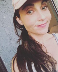 Mary Padian Instagram - Rockin’ my @srjewelry earrings today & like everyday :) they’re simple, classy and my go-to new find. #sonyarenee #gotoearrings #supportsmallbusiness #marysfinds