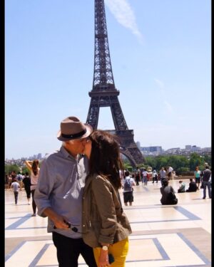 Mary Steenburgen Instagram - Here’s to love and, all of the other wonders of the world!
Photo credit: Nancy Steenburgen