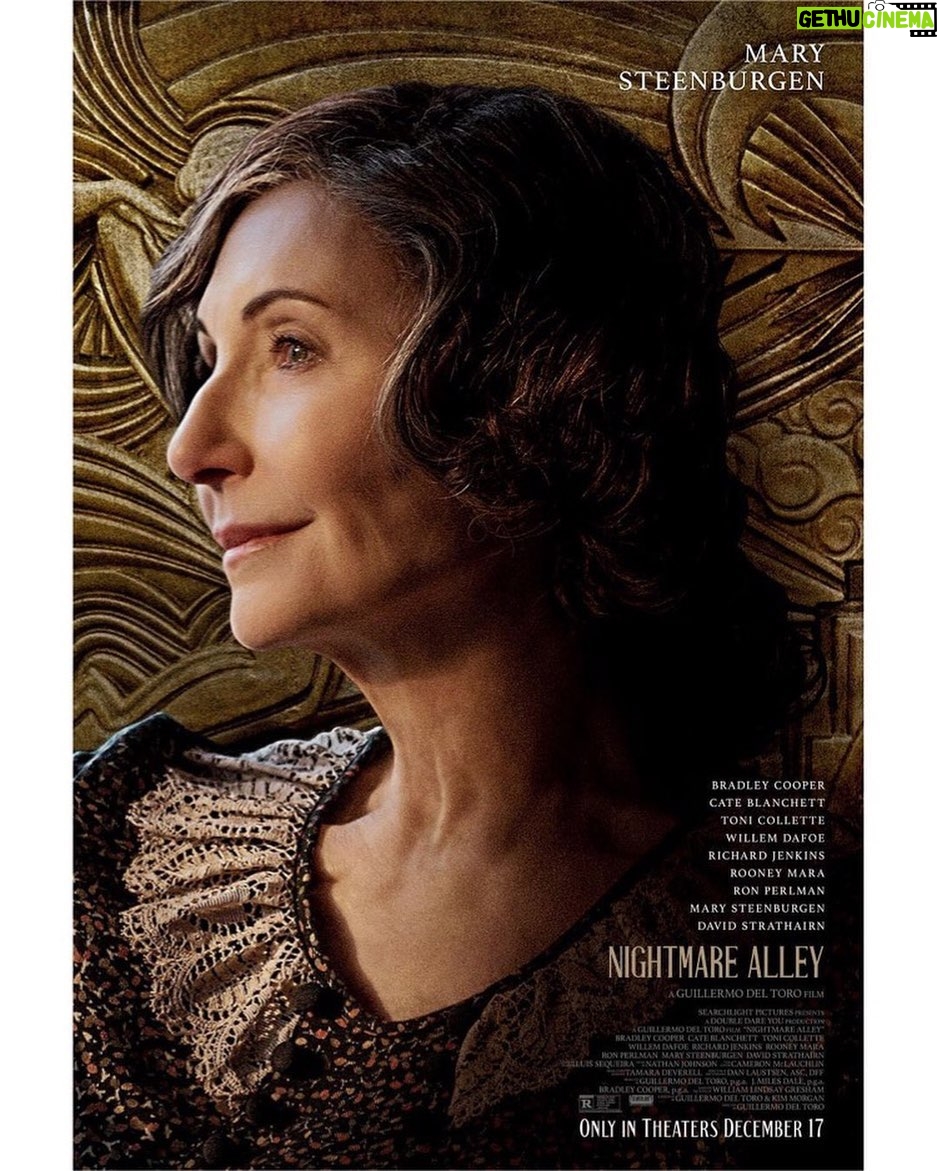 Mary Steenburgen Instagram - Honored to be in Guillermo del Toro’s brilliant film @nightmarealleyfilm. Don’t miss it!