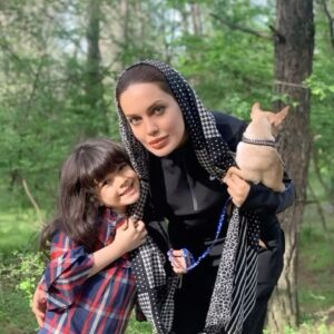Maryam Qhajar Instagram - #مريم_قجر
🤱🏻