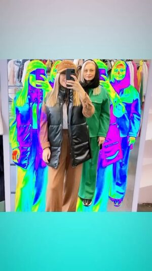 Maryam Kavyani Instagram - .
 چقدر بودن دوستان خوب در این دوران تسکین ترسهایمان است.
……..
@hny_mkb 
@sohrabpakzad 
@instagram