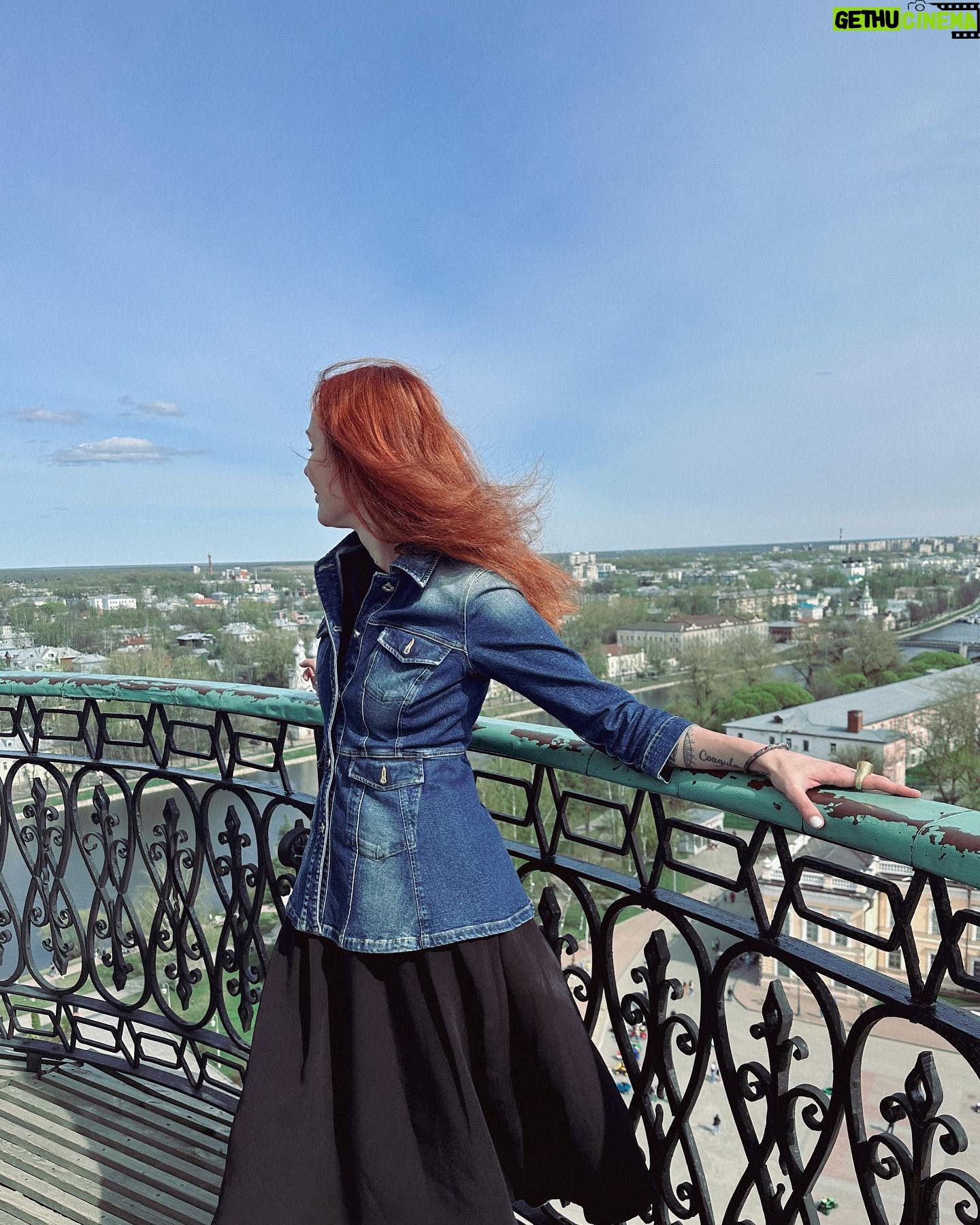 Maryana Romanova - 3.1K Likes - ŠŃŃ
Š¾Š“Š½ŃŠµ ŠæŃŠ¾Š²ŠµŠ»Š° в ŠŠ¾Š»Š¾Š³Š“е, Šø ŃŃŠ¾ Š±ŃŠ»Š¾ ŠæŃŠµŠŗŃŠ°ŃŠ½Š¾.