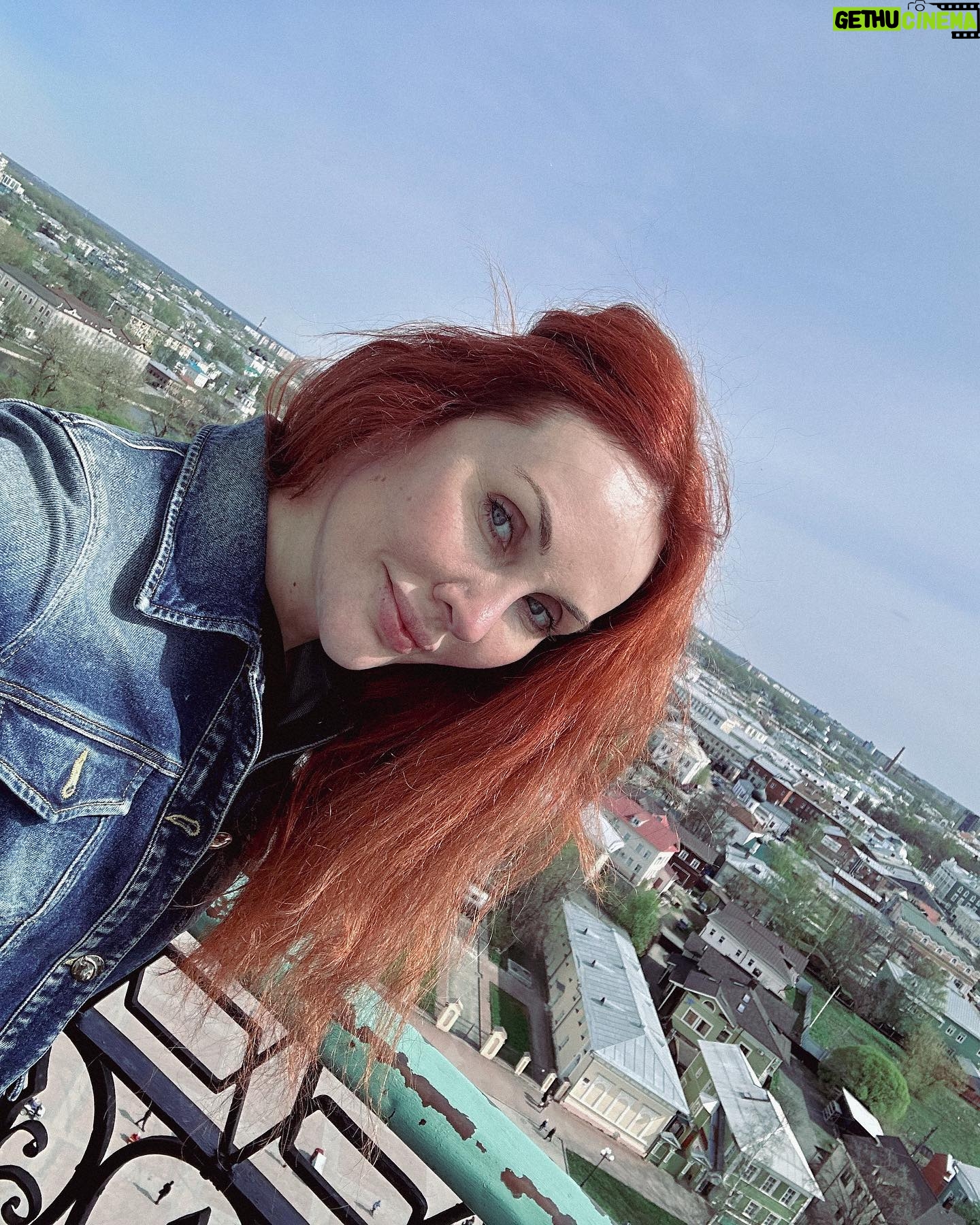Maryana Romanova - 3.1K Likes - ŠŃŃ
Š¾Š“Š½ŃŠµ ŠæŃŠ¾Š²ŠµŠ»Š° в ŠŠ¾Š»Š¾Š³Š“е, Šø ŃŃŠ¾ Š±ŃŠ»Š¾ ŠæŃŠµŠŗŃŠ°ŃŠ½Š¾.