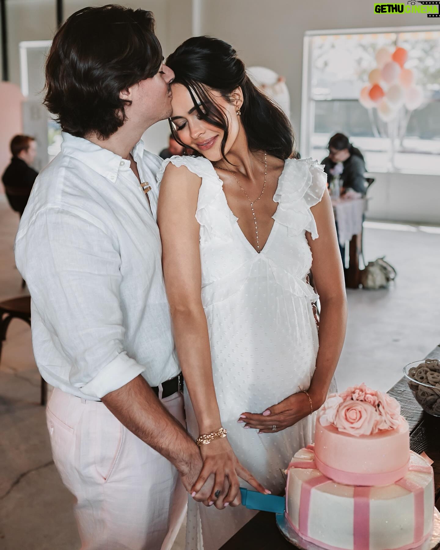 Marybeth Havens - 2.6K Likes - What a beautiful day𩷠Our little baby girls baby shower was so special⦠thank you to all our friends and family that came!
So glad my mum was able to make it all the way from England for this wonderful day celebrating our next chapter In life. š
Special thank you to my wonderful mother in law also for organizing this whole thing !!š©·
My hair and make up was also done by two beautiful ladies. @bymakall & @tiangcohair so thankful for them.. so talented.
Venue : @renownedevents š„°