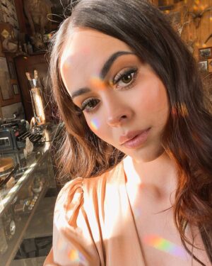 Marybeth Havens Instagram - We took a stop off at #nelsonsghosttown on the way to #lakemead for a valentines days shoot. ❤️
Hair: @vegasmakeupartistry 
Makeup: @cindimenjivarmua