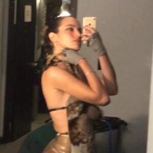Marylou Mayniel Instagram - TB to when i was a soldier in the caroline plz battalion. 
stylist : @pdemones 💫
thanks to all the designers for their trust 🪐

slide 1 : necklace @quality_zeeman 
top @laruicci 
skirt @moniquefei 

slide 2 : top @hoel____ 
braid @bottedequeer 

slide 3 : pants @collectif_gamut

slide 4 : coat @adelinerappaz 

slide 5 : pants @inner__lightt 
sleeve : @angele.lepolard 

slide 6 : top @angele.lepolard 

slide 7 : @carolineplz ✨