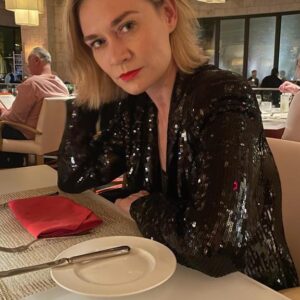 Masha Mashkova Instagram - Всем, кто идет в России 17 марта в полдень к избирательным участкам-мое безграничное уважение и восхищение. Stay hydrated, guys! За вас!🤍